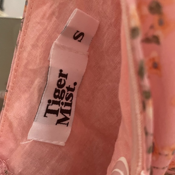Pink Floral Tiger Mist Rouched Dress - Size Small - Picture 4 of 5